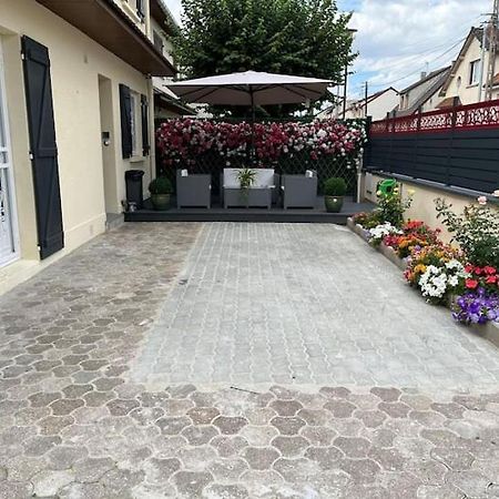Chambre Privee Pour 4 Personnes En Banlieue Parisienne A Bondy Eksteriør billede