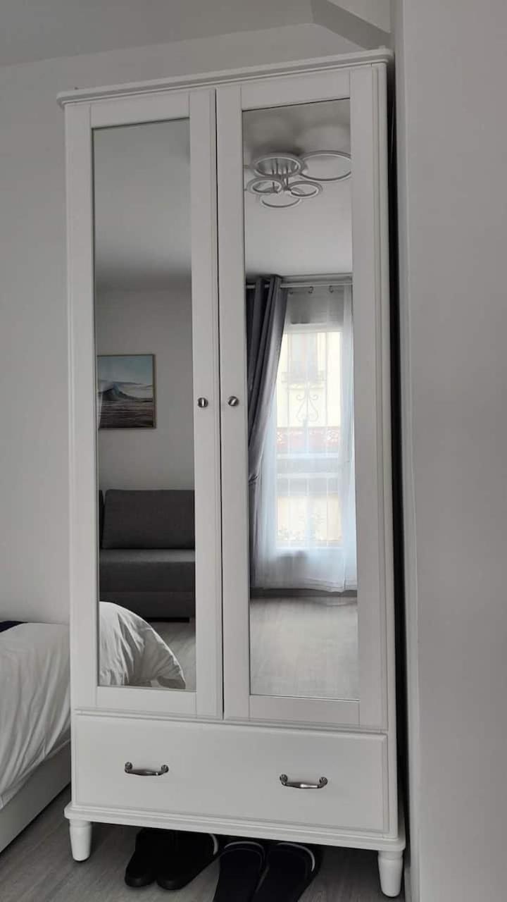 Chambre Privee Pour 4 Personnes En Banlieue Parisienne A Bondy Eksteriør billede